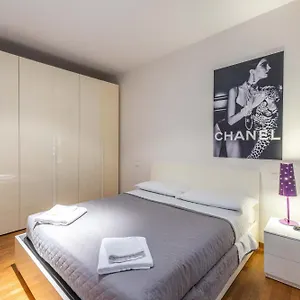 Appartamento Maison Chanel, By Short Holidays, Bologna